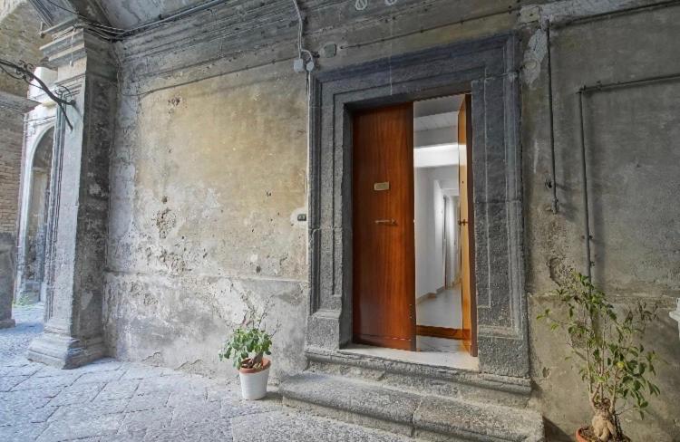 Апартаменти Santi Apostoli House Неаполь Екстер'єр фото